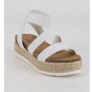 Soda Double Banded Shoes!